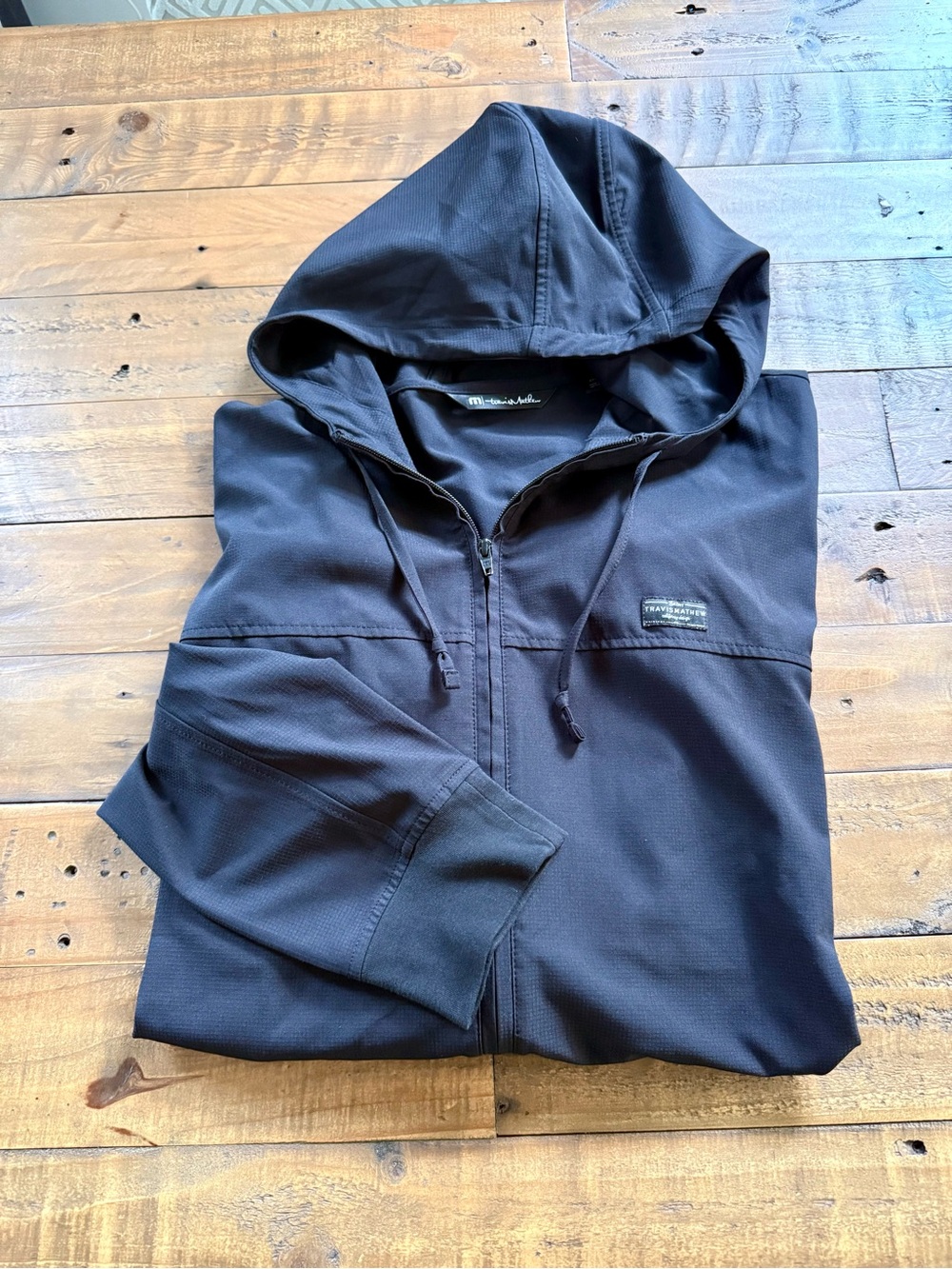 Menβs travis mathew black Wanderlust Hoodie size XXL
